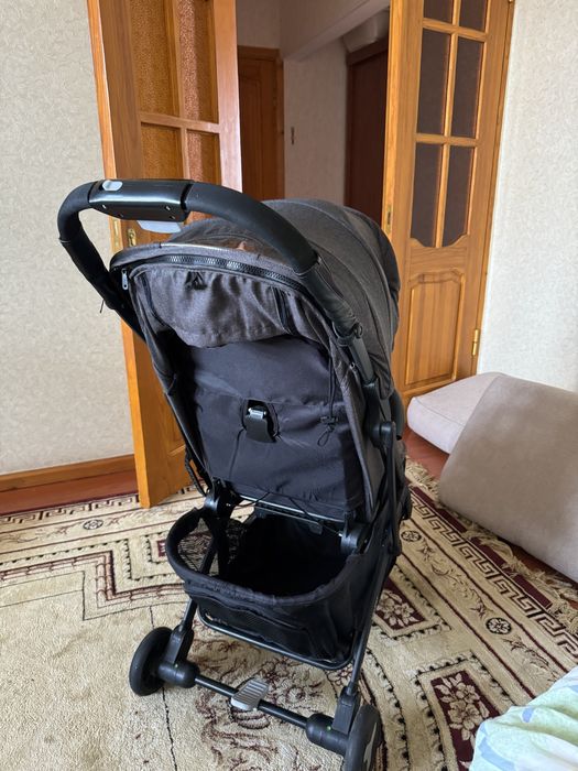 коляска в отличном состоянии