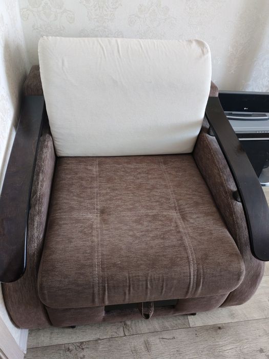 Диван+  кресло раздвижное