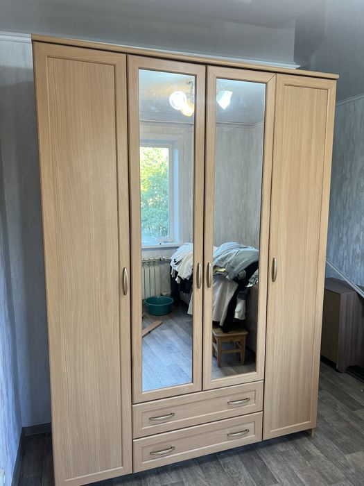Продам шифонер спальный