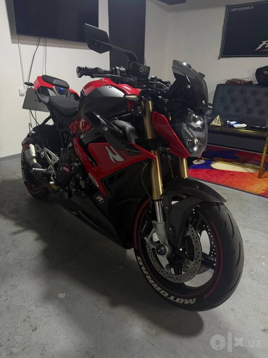 Bmw s1000r 2022 года