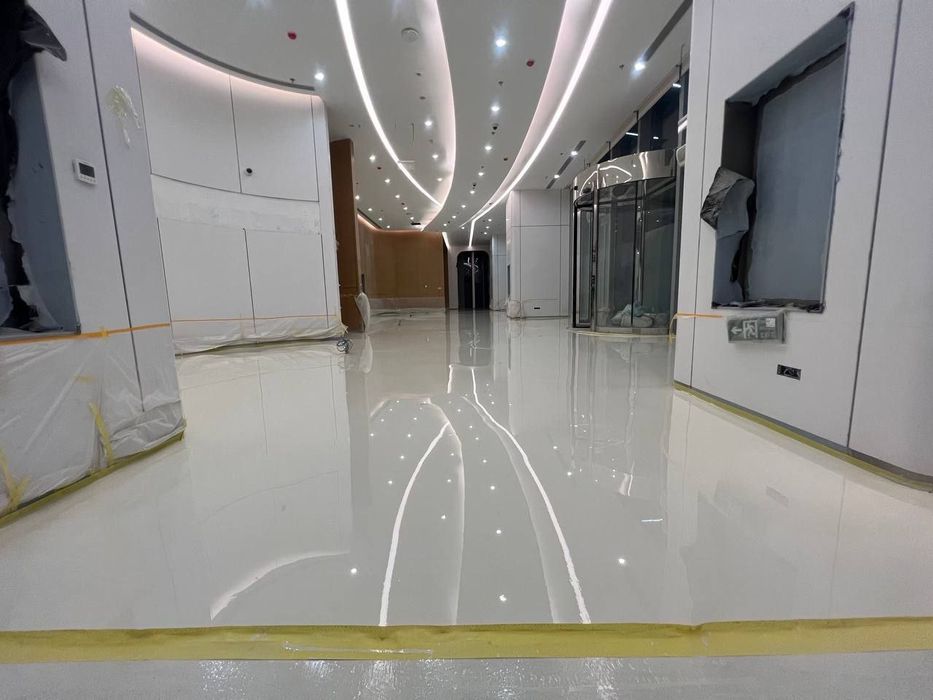 Наливной эпоксид пол полиуретан топинг стяжка