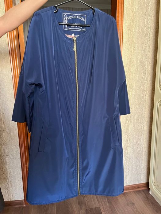 Плащ в хорошем состоянии