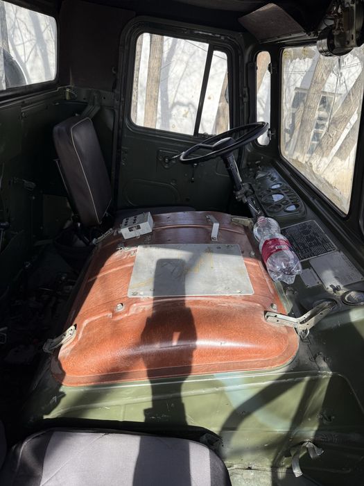 Gaz 66 sotiladi yangidek