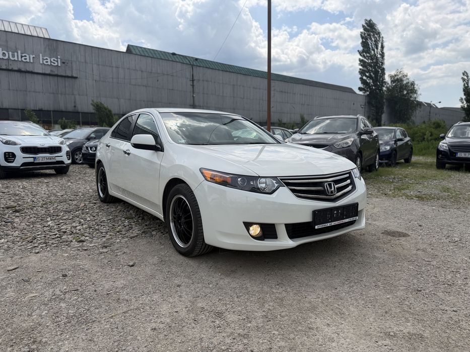 HONDA Accord 2011 — imagine 2
