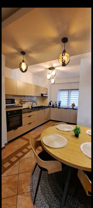 Apartament 3 camere