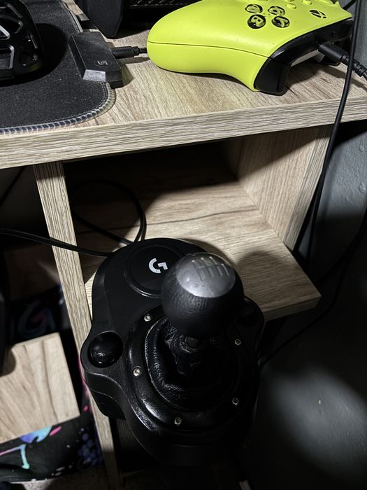 Vand volan logitech g920