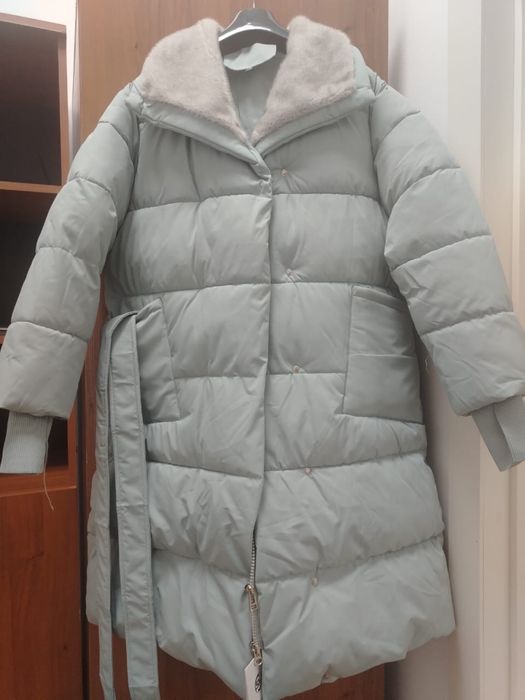 Пуховик теплый, новый