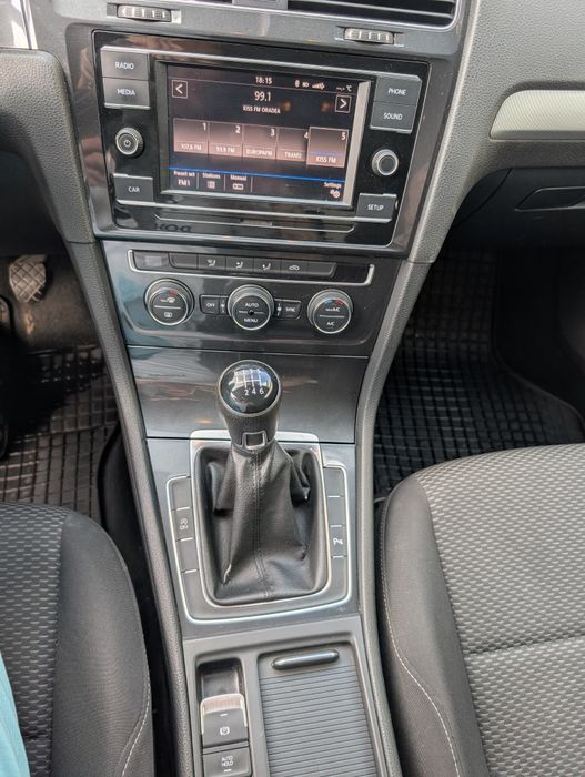 Golf 7 facelift 139.000 km benzina/ led
