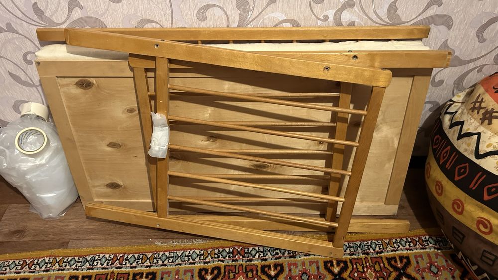 Кроватка детская