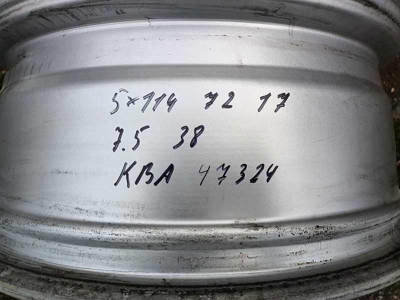 Продам оригинальные легкосплавные диски