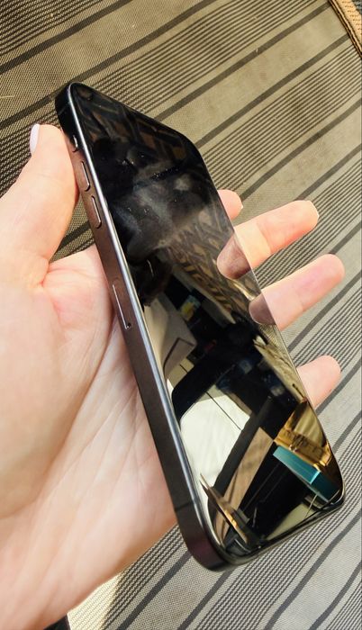 iPhone 15 Pro Max 256GB – Перфектен, като нов Пълен комплект