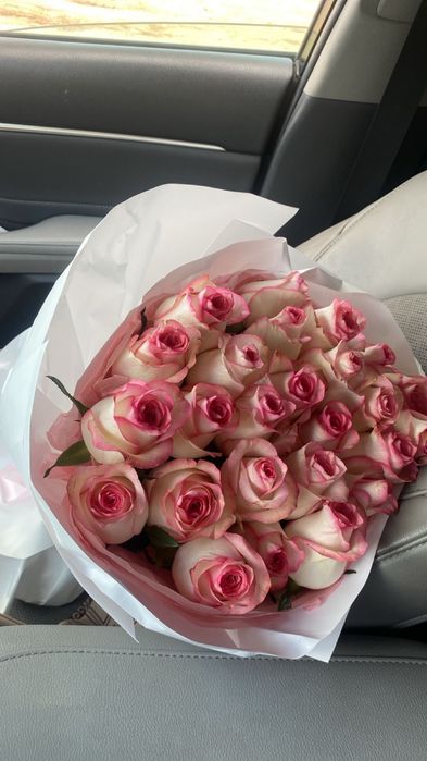 Гүл шоқтары сатылымда