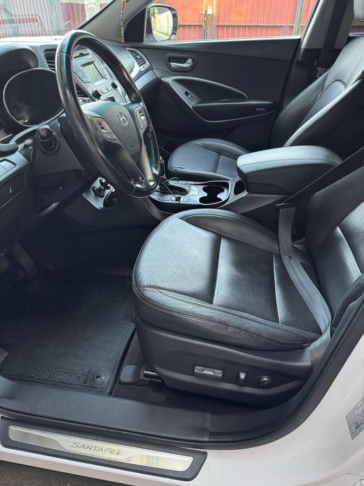 Продам Hyundai Santa-Fe