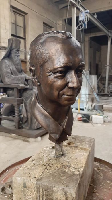 Скульптура арт