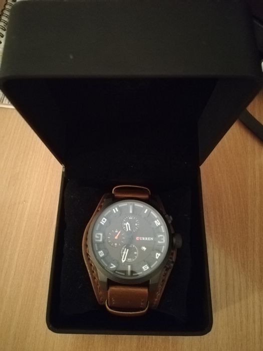 Продам новые часы