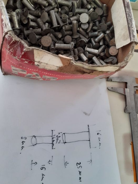 Nituri aluminiu aluminiu