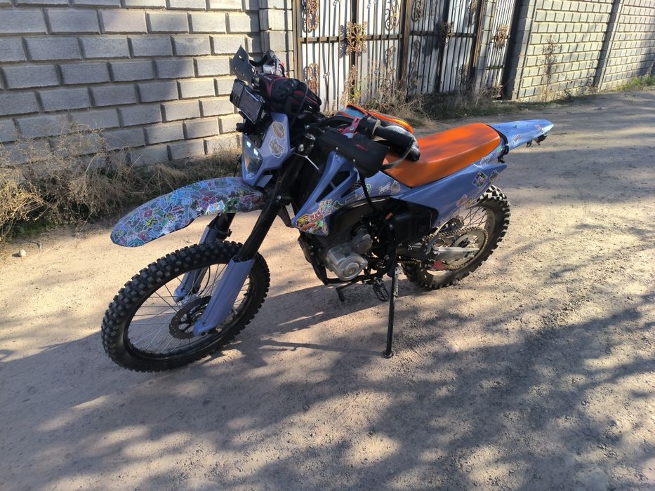 Продам эндуро 300