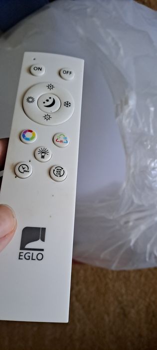 Lustra plafoniera LED diferite lumini
