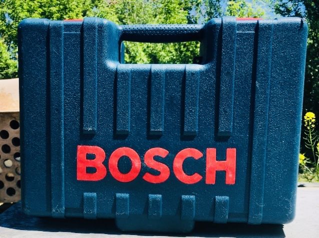 Рубанок - BOSCH - оригинал ..