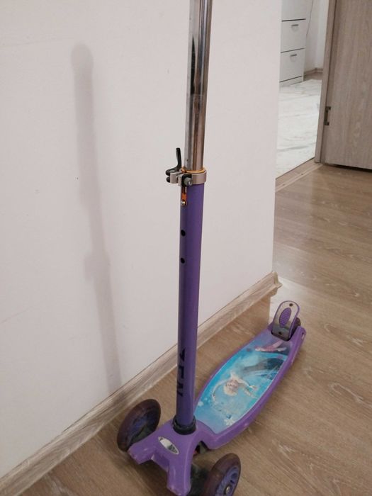 Самокаты для девочек и мальчиков