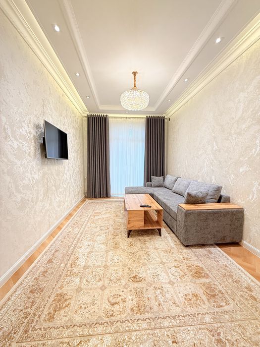 Сдаётся 2 х комнатная квартира на Яккасарайском районе рядом 8-роддом