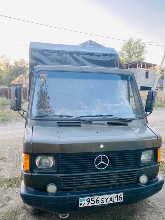 Mercedes 308D Бортовой