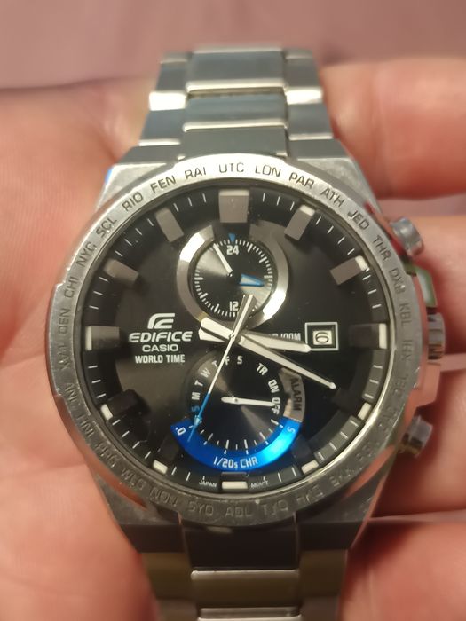 Vând ceasuri Casio edifice!