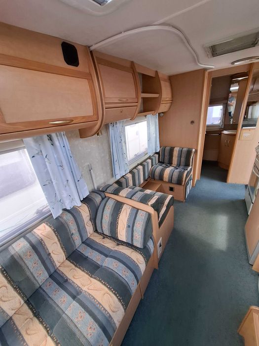Rulotă ABBEY Vogue GTS 416 2003 cu 4 locuri de dormit cu cort si motor mover