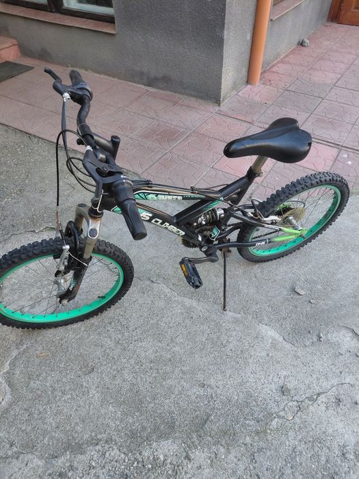 Vând  2 Biciclete