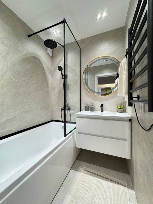 Ойбек сдаётся 2>3 ком-я квартира в центре Ташкента.