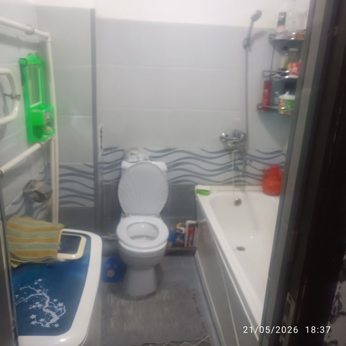 1 xona.2 xona  qilingan kvartira sotiladi. Yangi bozor