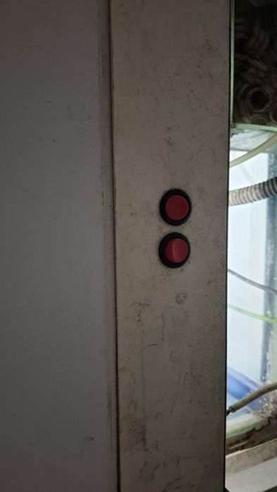 Продам заводской аквариум