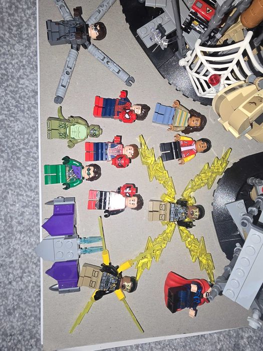 Lego marvel spider man no may home final battle și spiderman vs sandman