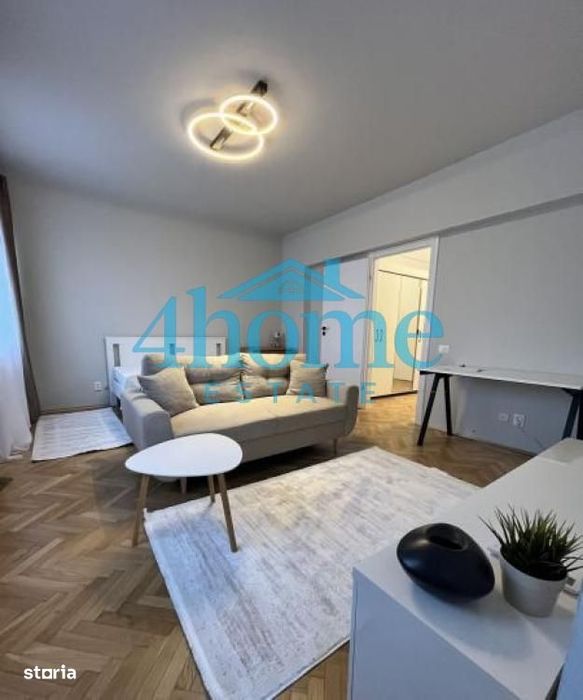 Studio Ultracentral | ASE | Piata Romana | Metrou — fotografia 1