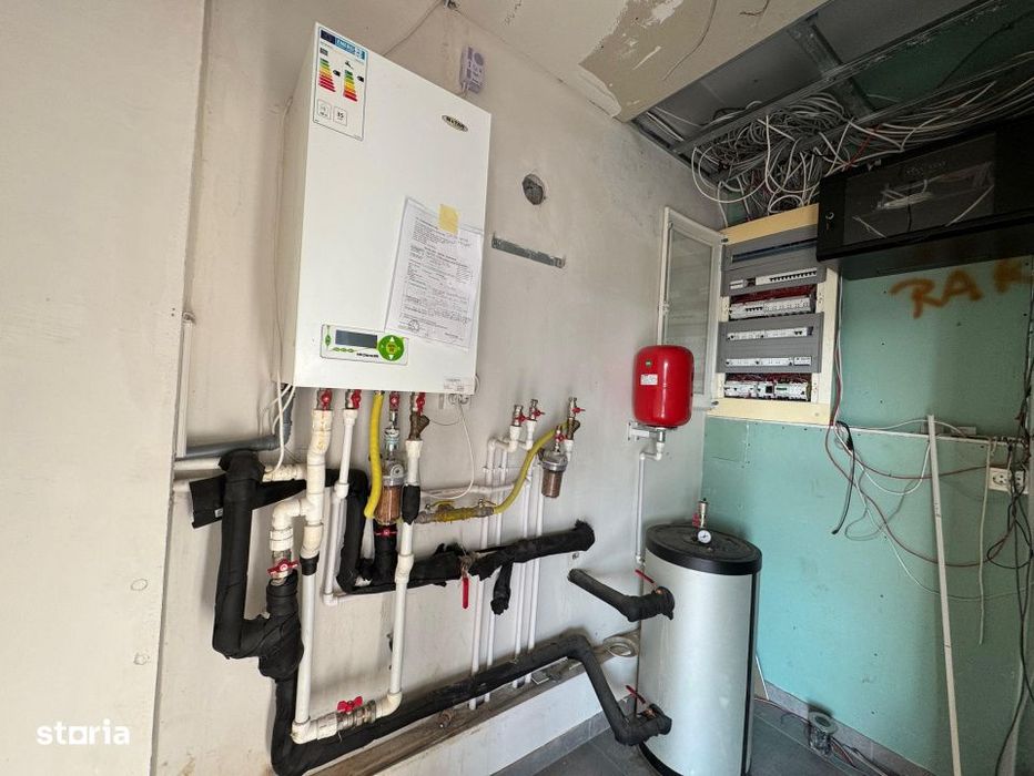 Inchiriere Spatiu Comercial Vitrat, 480 mp Tatarasi - Hotel Amadeo