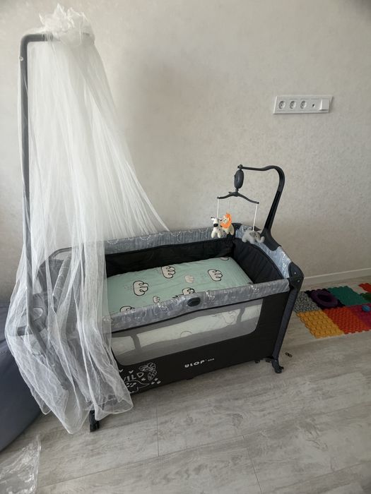 Продам кровать-манеж