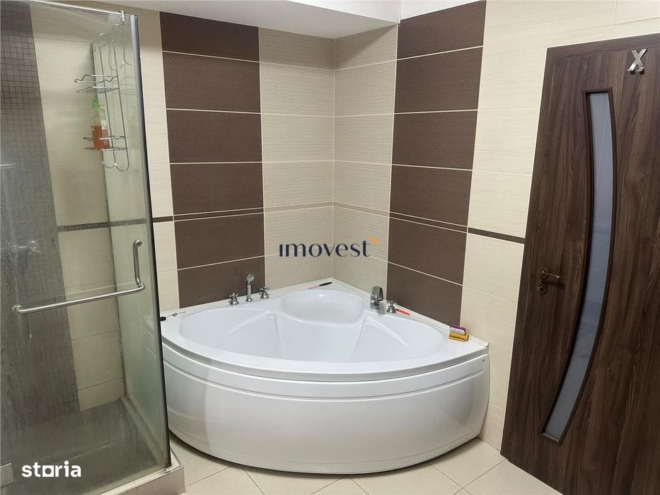 De inchiriat: Apartament cu 3 camere in zona Centrala