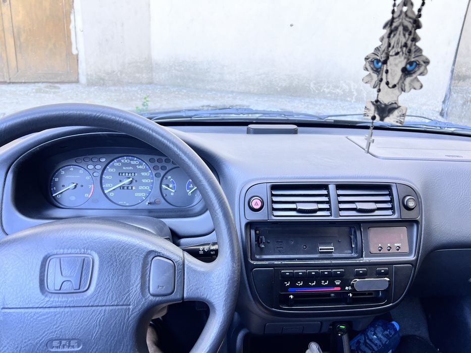 HONDA Civic 2000 — imagine 3