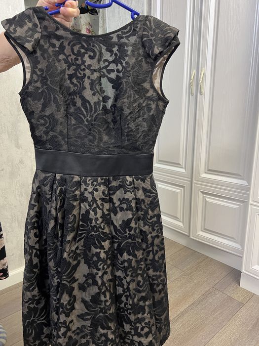 Продам платье