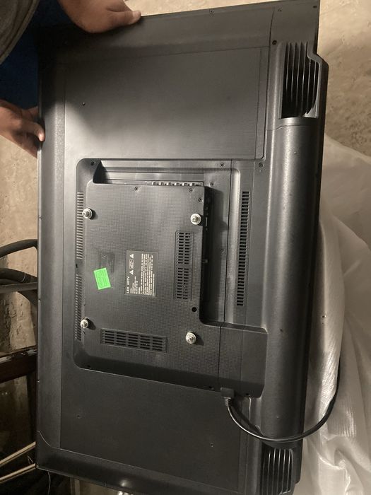 Продам телевизор