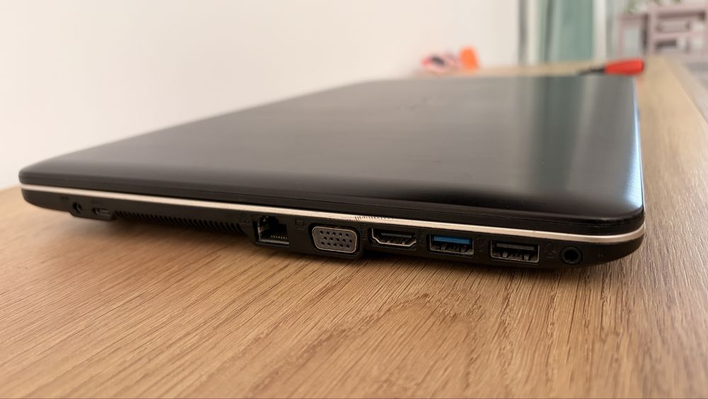 Notebook Asus X540S