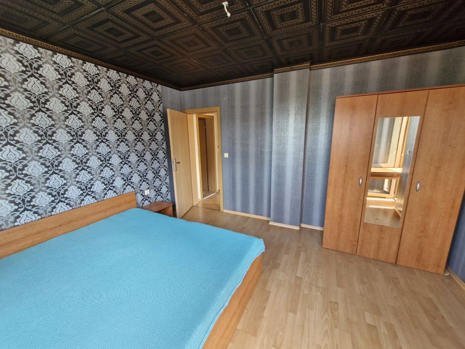 Продава се Четиристаен апартамент в Плевен, Дружба 2 - 131 кв.м за 1060 €/кв.м - Снимка #6