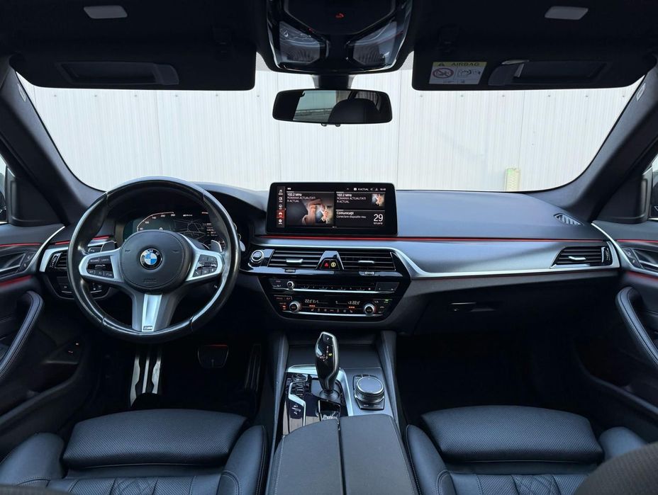 BMW 530e / M packet / Plug-in  Hybrid