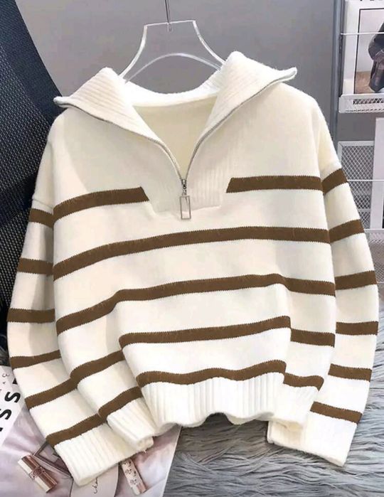 Нов дамски пуловер размер М-L