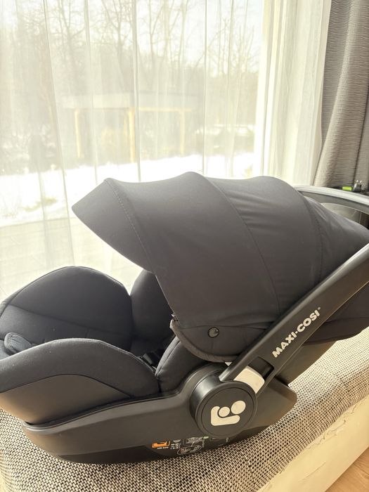 Scoica scaun Maxi-Cosi Marble cu baza Isofix , de la 0-12 luni