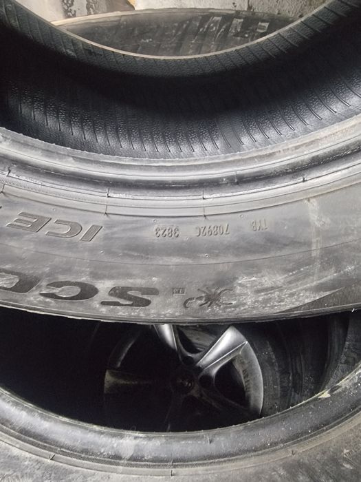 285/60/18 Pirell Scorpion 23год
