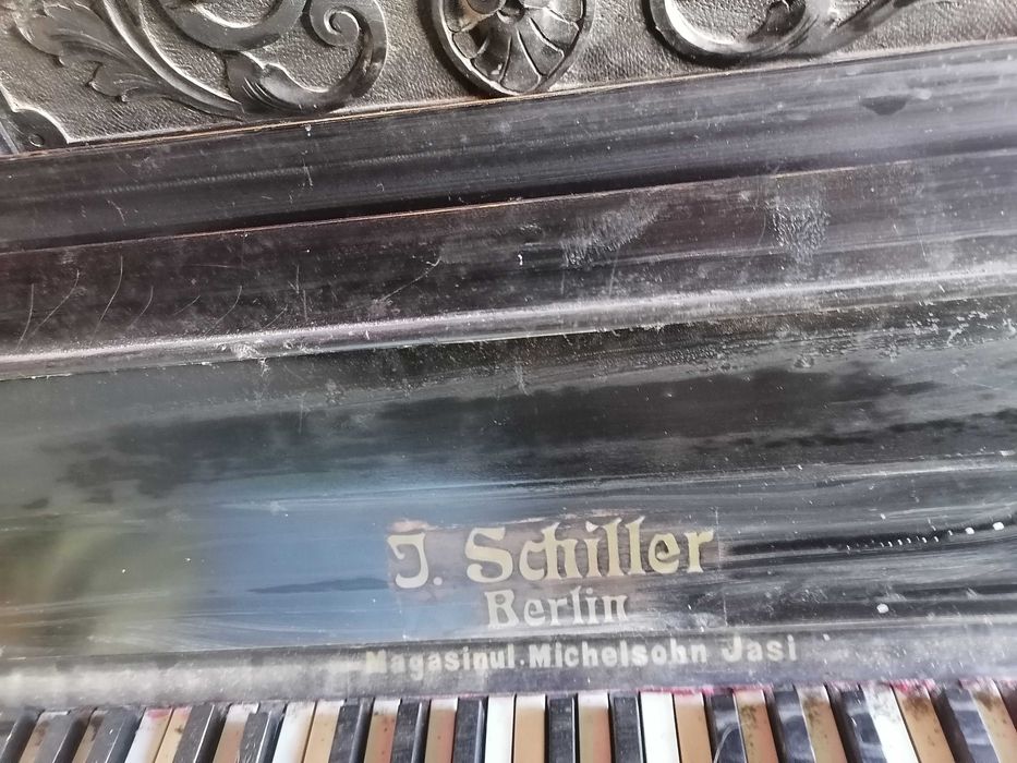 pianina pentru colectie