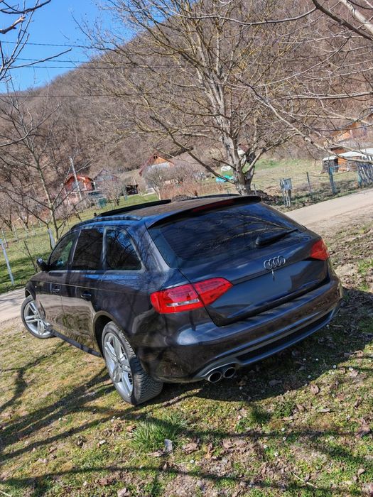Vând Audi a 4 b8 an 2010