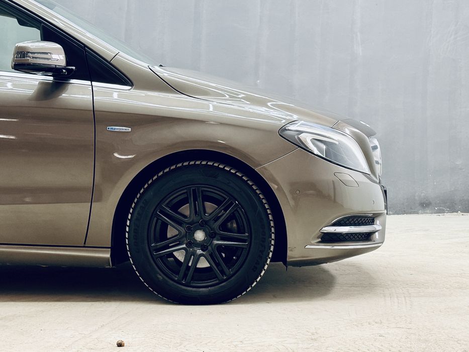 Mercedes Benz B200 - 146.000 KM - Benzina - 1.6 - Cutie automata -Rate