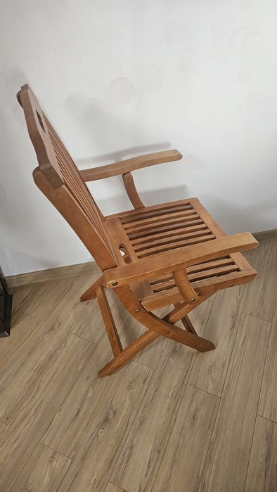 Vand 14 scaune terasa pliabile solide din  lemn tratat exo